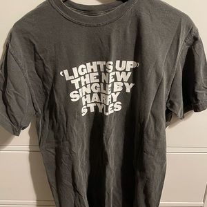 SUPER RARE never been worn lights up harry styles new single  t shirt in medium